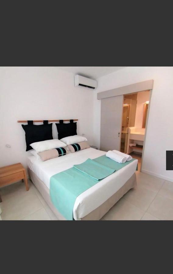 Eastern Blue Beachfront Luxury Apartment بوست لافايِت المظهر الخارجي الصورة