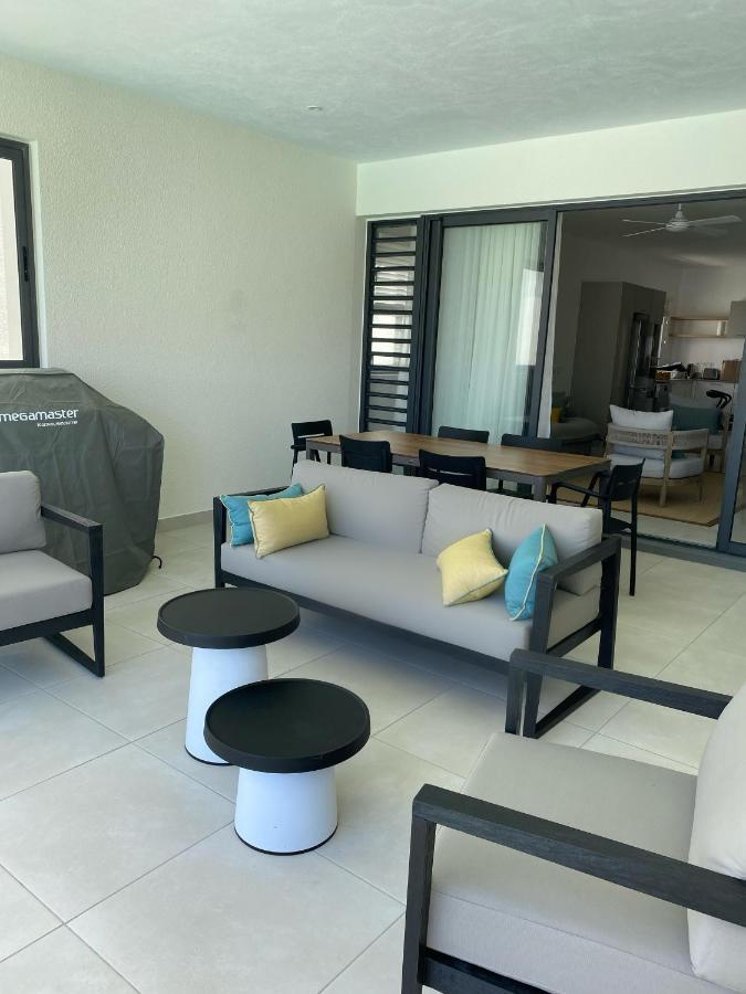 Eastern Blue Beachfront Luxury Apartment بوست لافايِت المظهر الخارجي الصورة